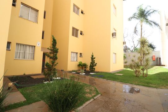 Hall de entrada de apartamento para alugar com 3 quartos, 80m² em Chácaras Tubalina E Quartel, Uberlândia