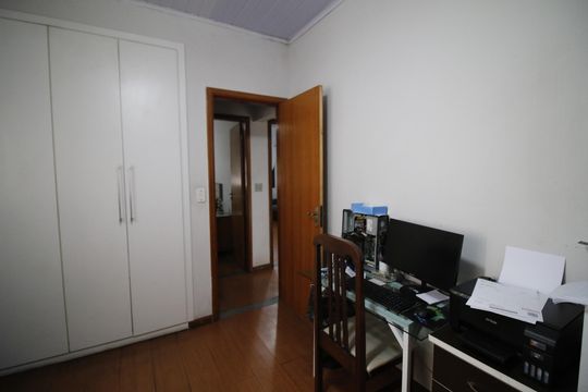 Quarto 2 de casa à venda com 2 quartos, 1187m² em Taquara, Rio de Janeiro