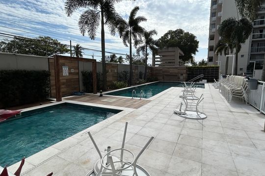 Área comum - Piscina de apartamento à venda com 2 quartos, 75m² em Marechal Hermes, Rio de Janeiro