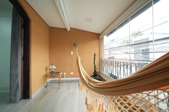 Sacada de casa à venda com 2 quartos, 88m² em Vila Sao Pedro, Santo André
