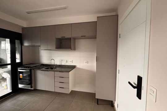 Cozinha de apartamento para alugar com 2 quartos, 64m² em Alphaville Empresarial, Barueri