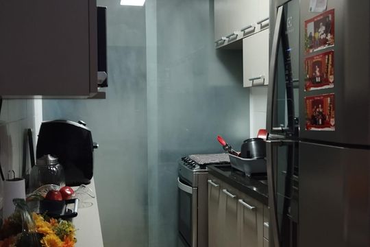 Cozinha de apartamento à venda com 2 quartos, 47m² em Jardim das Flores, São Paulo