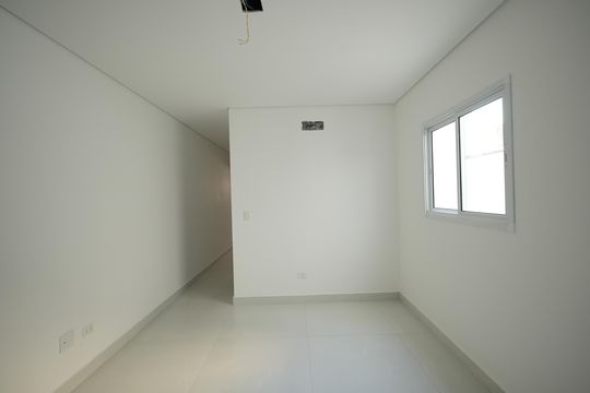 Apartamento à venda com 2 quartos, 54m² em Vila Pires, Santo André
