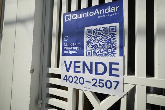 Placa de apartamento à venda com 2 quartos, 54m² em Vila Pires, Santo André