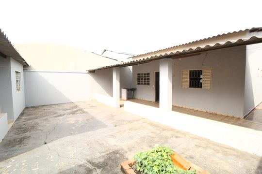 Varanda de casa para alugar com 3 quartos, 180m² em Jardim Europa, Uberlândia