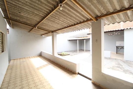 Varanda de casa para alugar com 3 quartos, 180m² em Jardim Europa, Uberlândia