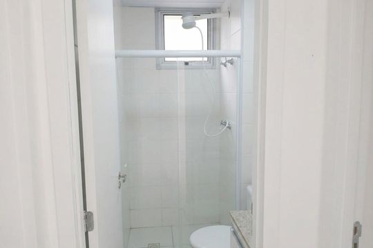 Banheiro de apartamento para alugar com 2 quartos, 60m² em Pechincha, Rio de Janeiro