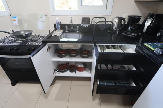 Cozinha e Área de Serviço de apartamento para alugar com 1 quarto, 48m² em Centro, Canoas