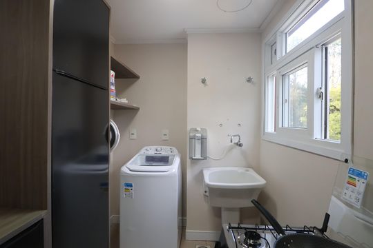 Cozinha e Área de Serviço de apartamento para alugar com 1 quarto, 48m² em Centro, Canoas