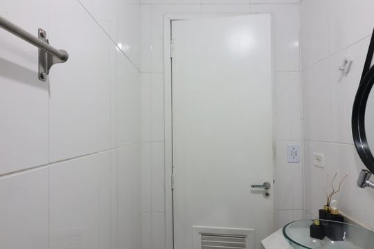 Banheiro Social de casa à venda com 2 quartos, 123m² em Vila Mussolini, São Bernardo do Campo
