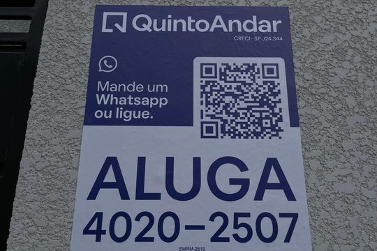 Placa  de apartamento para alugar com 2 quartos, 40m² em Jardim Maringa, São Paulo