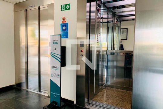 Área comum - Hall de apartamento para alugar com 2 quartos, 67m² em Chácara Rialto, São Bernardo do Campo