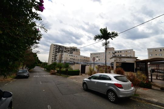 Fachado do condomínio de apartamento para alugar com 2 quartos, 44m² em Vila 31 de Março, Campinas