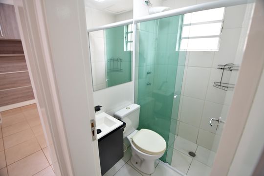 Banheiro de apartamento para alugar com 2 quartos, 44m² em Vila 31 de Março, Campinas
