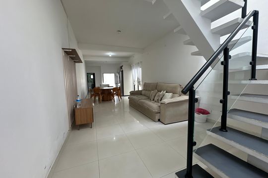 Casa à venda com 1 quarto, 146m² em Jardim do Líbano, Barueri
