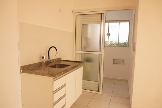 Cozinha de apartamento para alugar com 3 quartos, 67m² em Parque Sabara, São Carlos