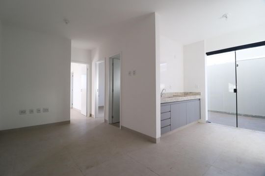 Apartamento para alugar com 2 quartos, 58m² em Santa Mônica, Uberlândia