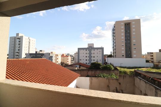 Quarto 2 - Suíte de apartamento para alugar com 2 quartos, 58m² em Santa Mônica, Uberlândia