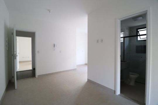 Sala de apartamento para alugar com 2 quartos, 58m² em Santa Mônica, Uberlândia