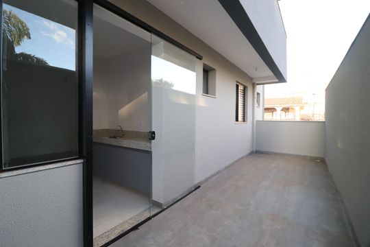 Área de Serviço de apartamento para alugar com 2 quartos, 58m² em Santa Mônica, Uberlândia