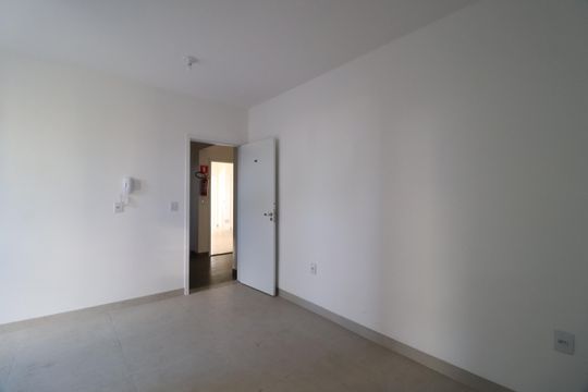 Sala de apartamento para alugar com 2 quartos, 58m² em Santa Mônica, Uberlândia