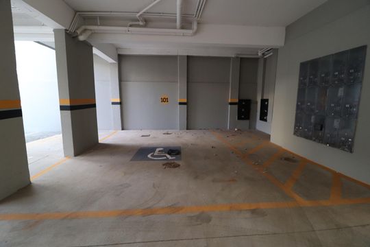 Garagem de apartamento para alugar com 2 quartos, 58m² em Santa Mônica, Uberlândia