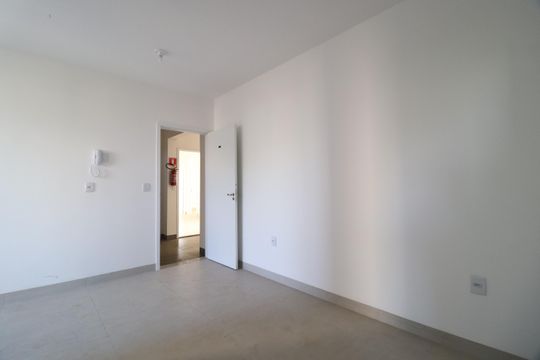 Sala de apartamento para alugar com 2 quartos, 58m² em Santa Mônica, Uberlândia