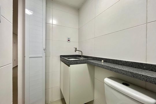 Banheiro de kitnet/studio para alugar com 1 quarto, 30m² em Jabaquara, São Paulo