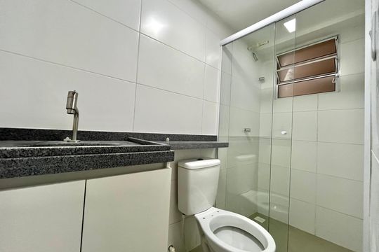 Banheiro de kitnet/studio para alugar com 1 quarto, 30m² em Jabaquara, São Paulo