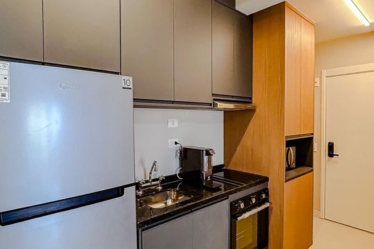 Cozinha de kitnet/studio para alugar com 1 quarto, 31m² em Vila Zilda, São Paulo
