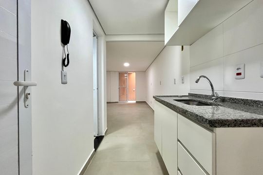 Cozinha de kitnet/studio para alugar com 1 quarto, 30m² em Jabaquara, São Paulo