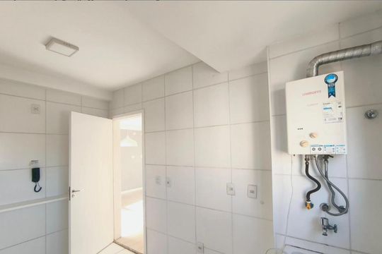 Cozinha de apartamento à venda com 2 quartos, 51m² em Jardim Guanabara, Jundiaí