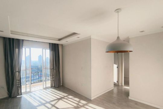 Sala de apartamento à venda com 2 quartos, 51m² em Jardim Guanabara, Jundiaí
