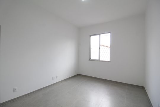 Apartamento para alugar com 1 quarto, 41m² em Taquara, Rio de Janeiro