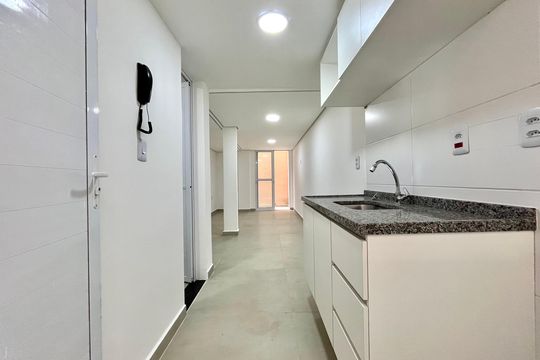 Cozinha de kitnet/studio para alugar com 1 quarto, 30m² em Jabaquara, São Paulo