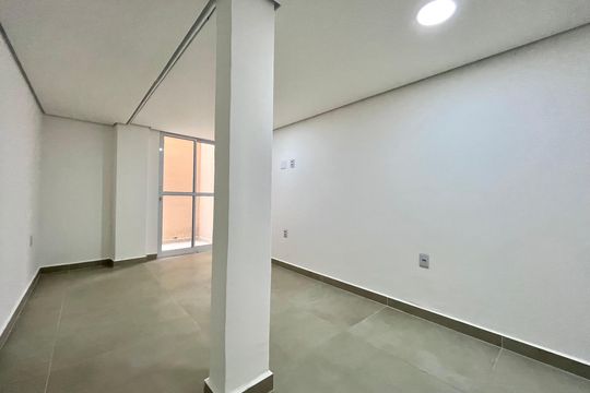 Sala/Quarto de kitnet/studio para alugar com 1 quarto, 30m² em Jabaquara, São Paulo