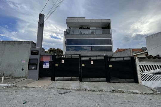 Fachada+Placa de apartamento à venda com 2 quartos, 42m² em Limoeiro, São Paulo
