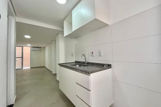 Cozinha de kitnet/studio para alugar com 1 quarto, 30m² em Jabaquara, São Paulo