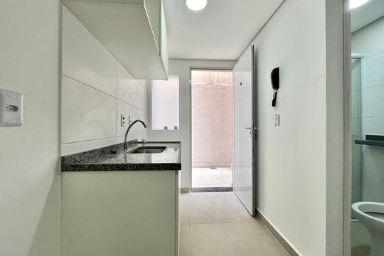 Cozinha de kitnet/studio para alugar com 1 quarto, 30m² em Jabaquara, São Paulo