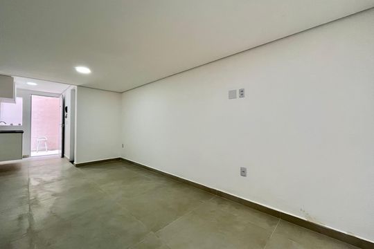 Sala/Quarto de kitnet/studio para alugar com 1 quarto, 30m² em Jabaquara, São Paulo