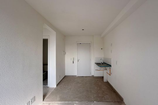 Apartamento à venda com 2 quartos, 37m² em Jardim São Luís, São Paulo