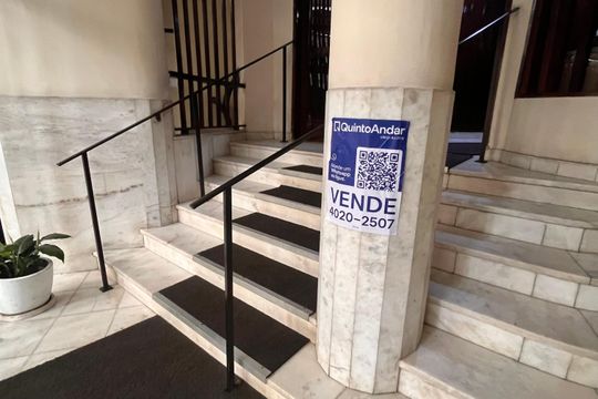 Placa  de apartamento à venda com 1 quarto, 30m² em Copacabana, Rio de Janeiro