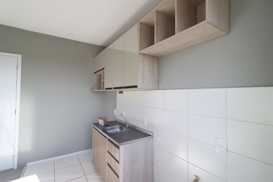Cozinha de apartamento para alugar com 2 quartos, 43m² em (o-16), Ribeirão Preto