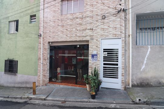 Fachada de casa para alugar com 3 quartos, 150m² em Conjunto Habitacional Calux, São Bernardo do Campo