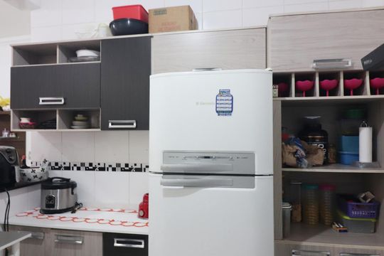Cozinha de casa para alugar com 3 quartos, 150m² em Conjunto Habitacional Calux, São Bernardo do Campo