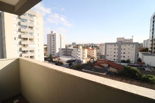 Sacada de apartamento para alugar com 2 quartos, 58m² em Santa Mônica, Uberlândia