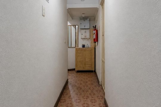 Corredor de kitnet/studio para alugar com 1 quarto, 36m² em Bom Fim, Porto Alegre