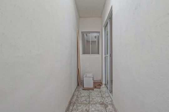 Casa para alugar com 2 quartos, 56m² em Vila Serralheiro, São Paulo