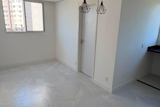 Sala de apartamento para alugar com 2 quartos, 37m² em Usina Piratininga, São Paulo