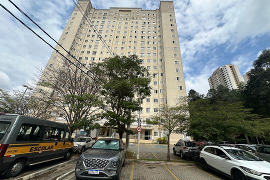 Fachada de apartamento à venda com 2 quartos, 59m² em Vila Iracema, Barueri